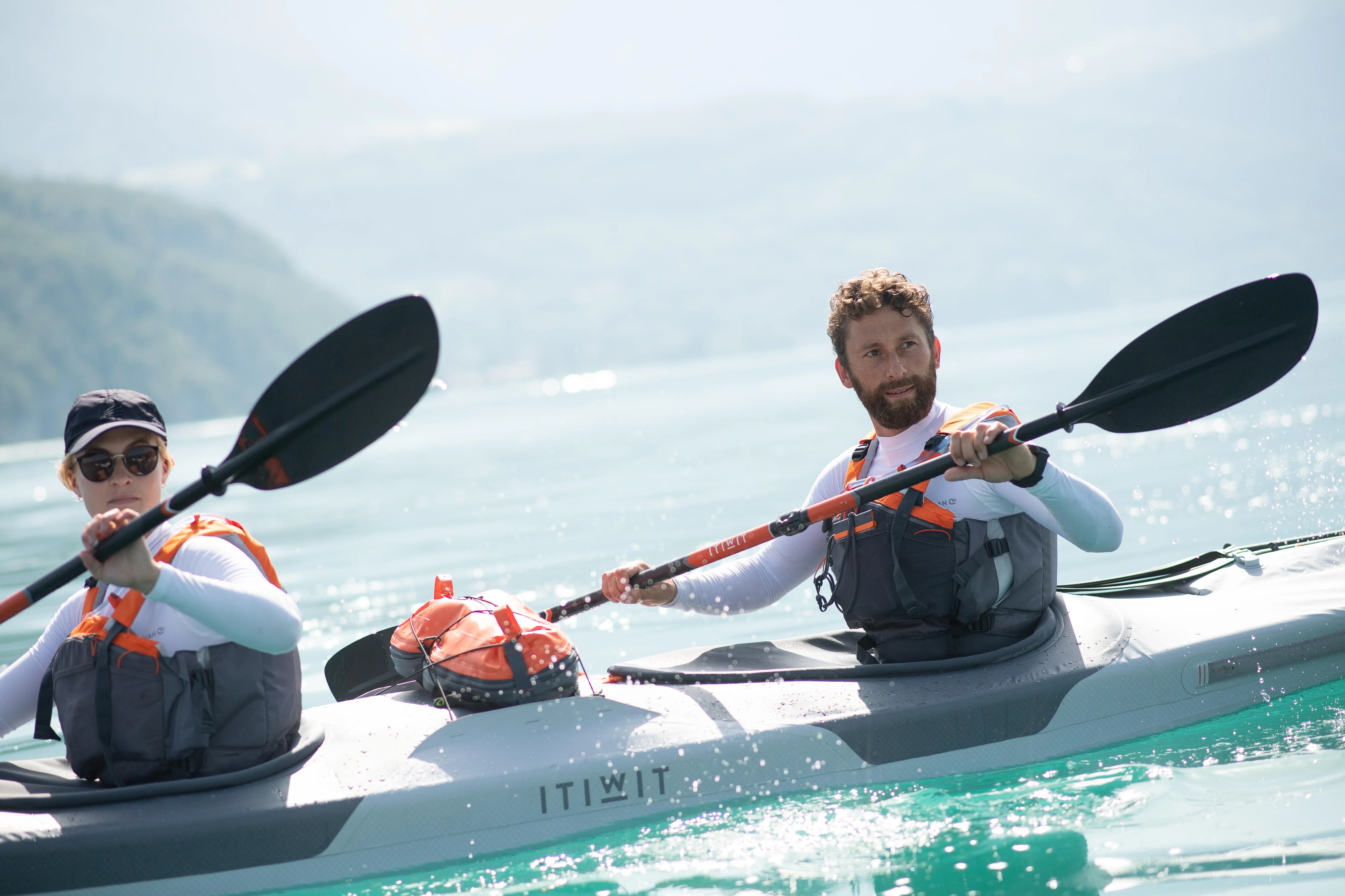 Kayak paddle Carbon X500 dismountable adjustable 2-piece 210–220 cm ITIWIT black/neon orange