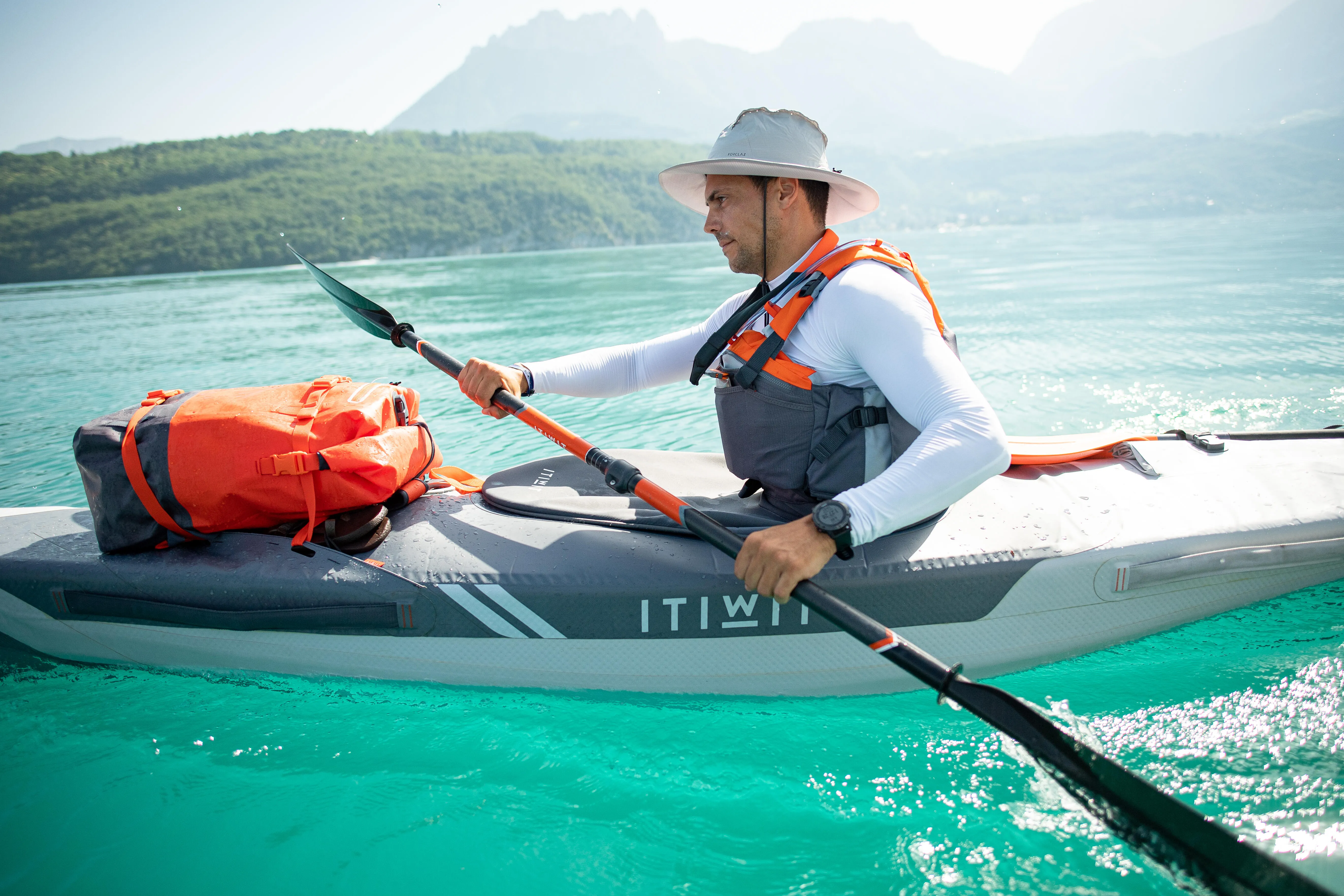 Kayak paddle Carbon X500 dismountable adjustable 2-piece 210–220 cm ITIWIT black/neon orange
