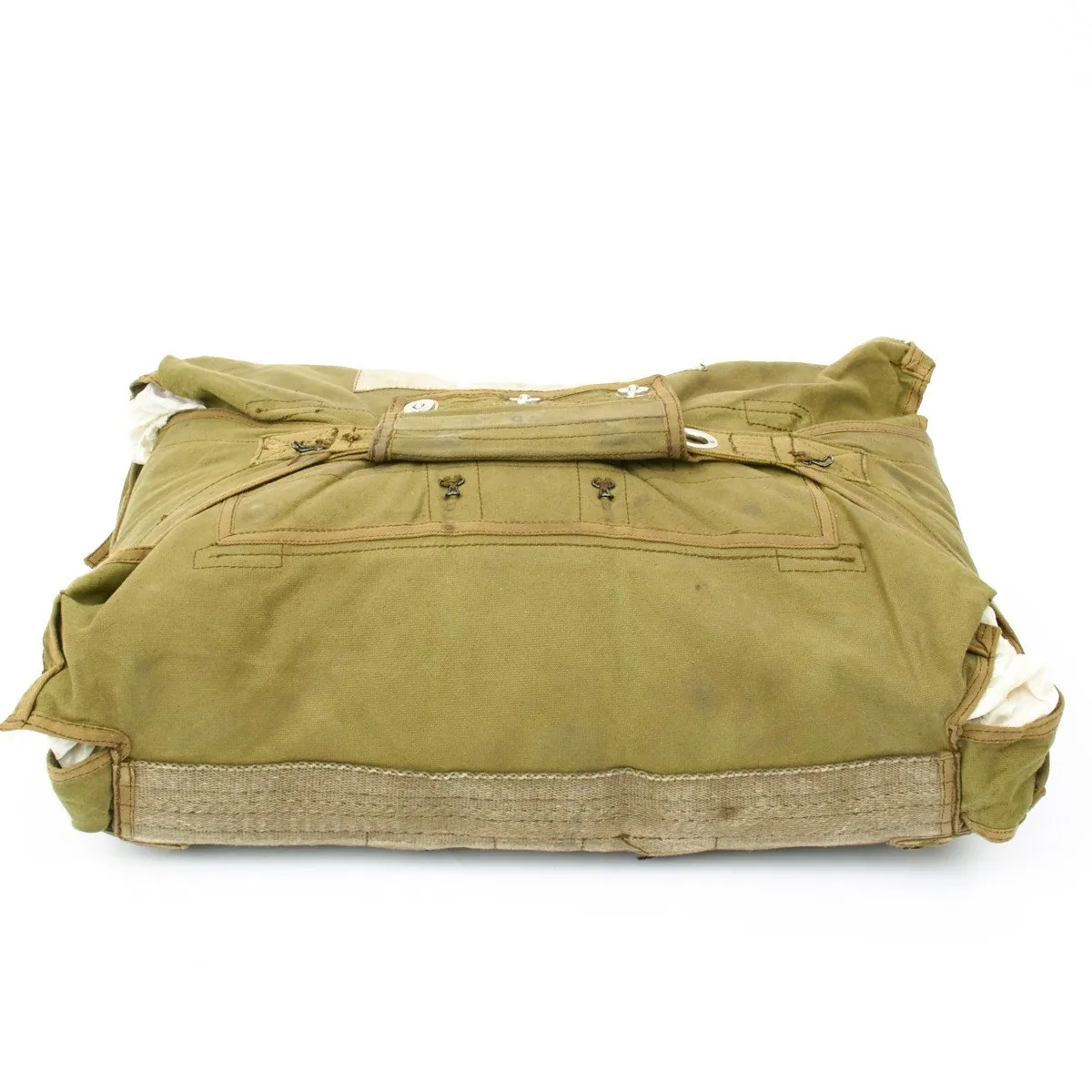 Original WWII US Army Captain Bring Back Trophy Set- German Luftwaffe Aviator Seat Pack Parachute, Bayonets and Certificate