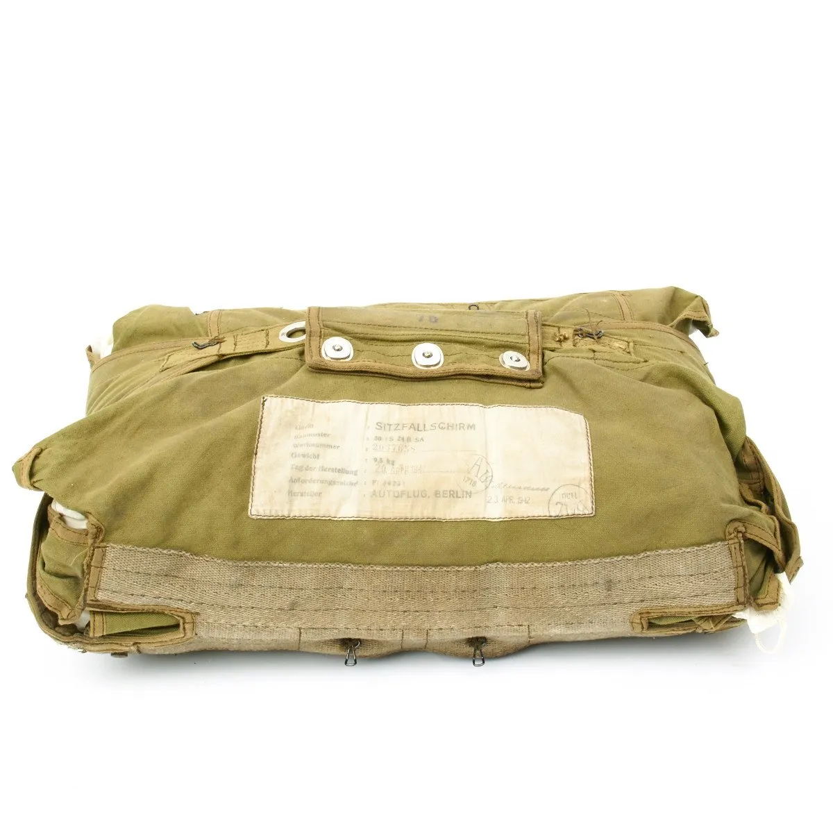 Original WWII US Army Captain Bring Back Trophy Set- German Luftwaffe Aviator Seat Pack Parachute, Bayonets and Certificate
