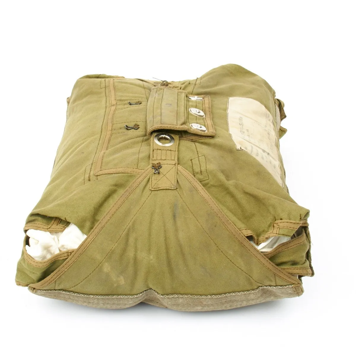Original WWII US Army Captain Bring Back Trophy Set- German Luftwaffe Aviator Seat Pack Parachute, Bayonets and Certificate